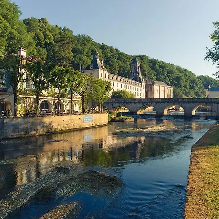 Moulin De L'abbaye Отель Брантом