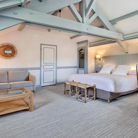 Moulin De L'abbaye Hotel 4*