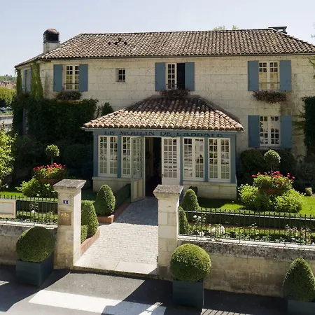 Moulin De L'abbaye מלון