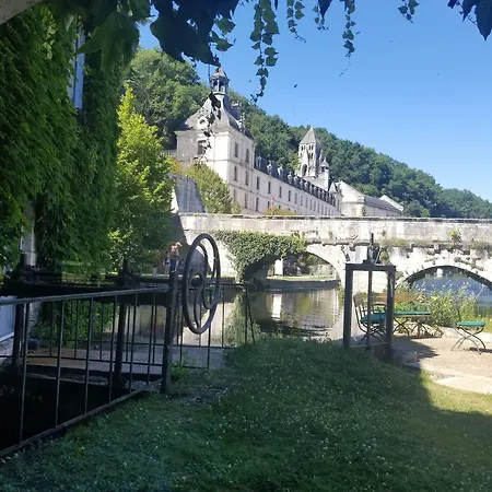 Moulin De L'abbaye 4* Брантом