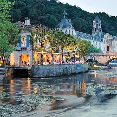 Moulin De L'abbaye 4* Brantôme