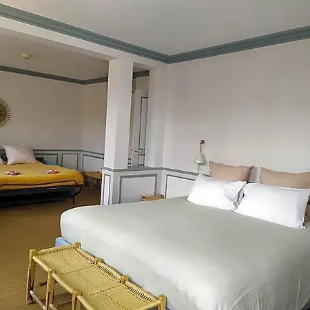 Moulin De L'abbaye Hotell 4*