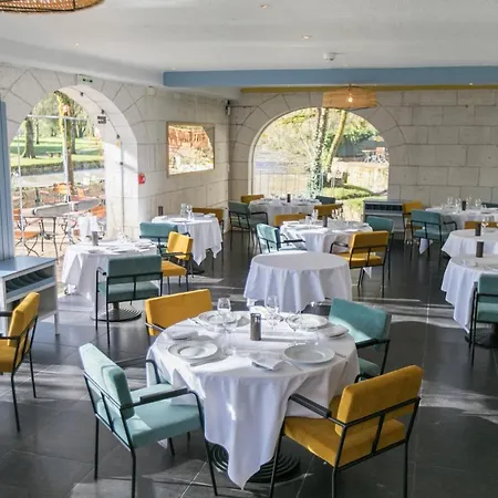 Moulin De L'abbaye מלון