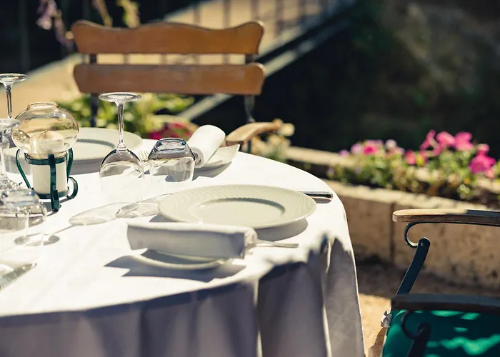 Moulin De L'abbaye - Relais Et Chateaux