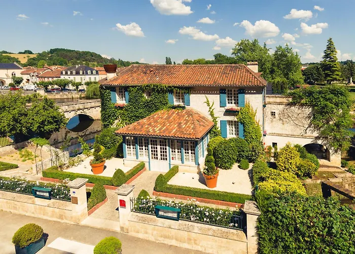 Moulin De L'abbaye Hotel 4*
