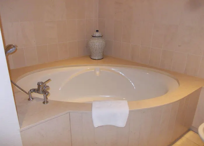 Hotel Moulin De L'abbaye - Relais Et Chateaux Brantôme