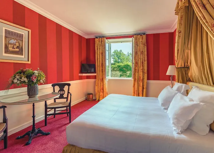 Moulin De L'abbaye - Relais Et Chateaux Hotel 4*