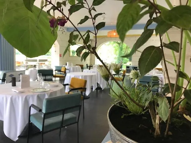 Moulin De L'abbaye - Relais Et Chateaux Hotel 4*
